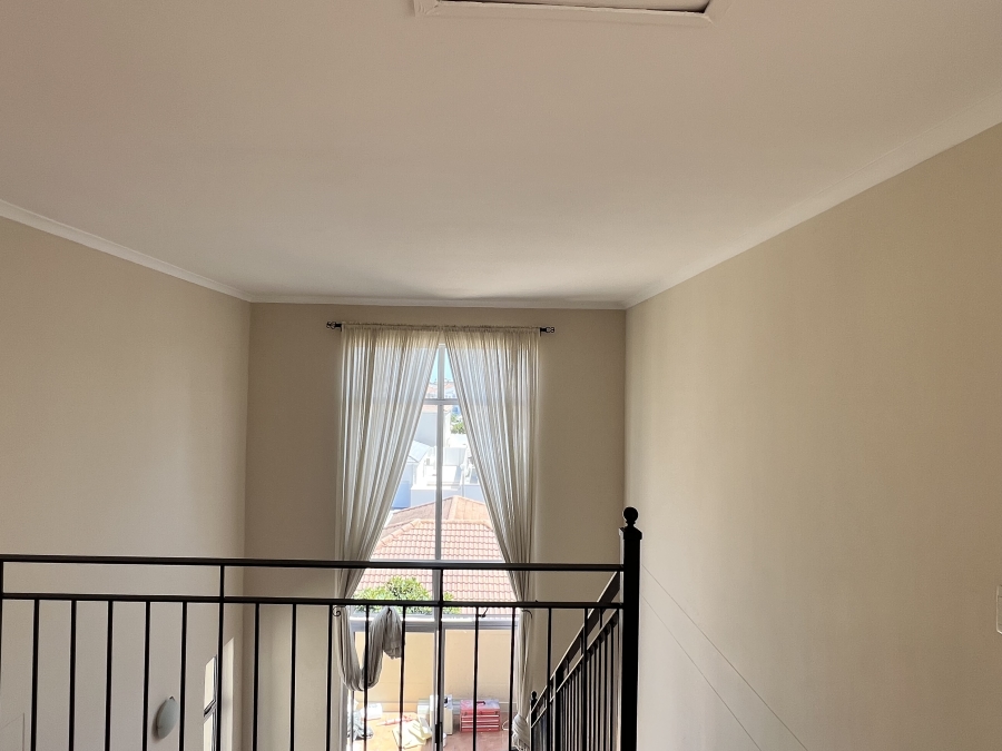 To Let 2 Bedroom Property for Rent in Century City Western Cape